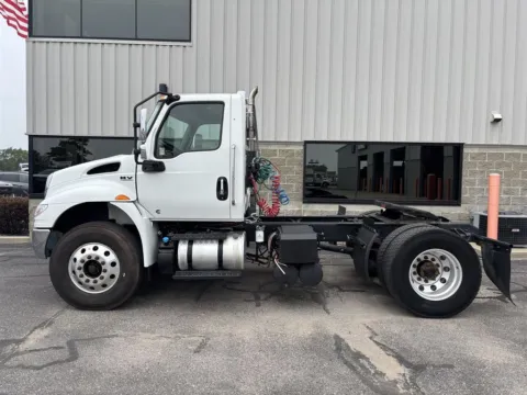 More photos of 2019 International MV Series 607 at Wieland Truck & Trailer - Saginaw, MI