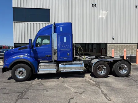 Another view of 2015 Kenworth T880 for sale in Saginaw, MI at Wieland Truck & Trailer - Saginaw