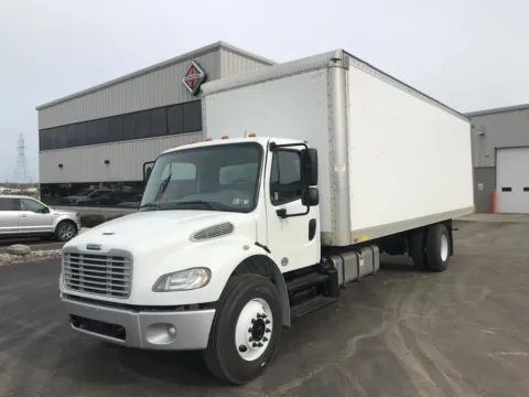 White 2016 Freightliner M2 106 for sale in Saginaw, MI