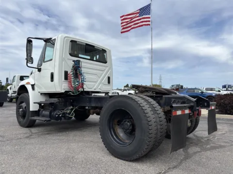 More photos of 2015 International DuraStar 4400 at Wieland Truck & Trailer - Saginaw, MI