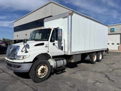 White 2012 International DuraStar 4400 for sale in Saginaw, MI