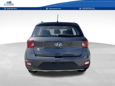 More photos of 2025 Hyundai Venue SEL at Auto Sense North, NH