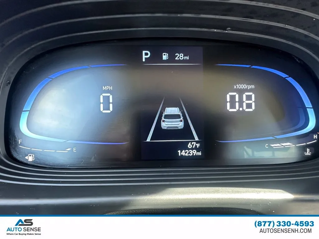 2025 Hyundai Venue SEL - Photo 16