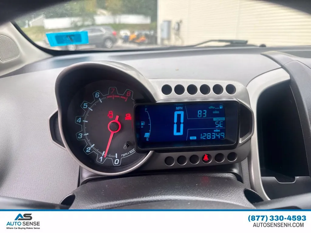 2014 Chevrolet Sonic LS - Photo 13