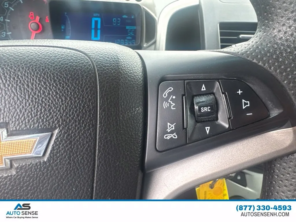 2014 Chevrolet Sonic LS - Photo 14