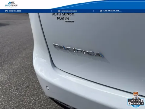 More photos of 2023 Chrysler Pacifica Hybrid Touring L at Auto Sense North, NH