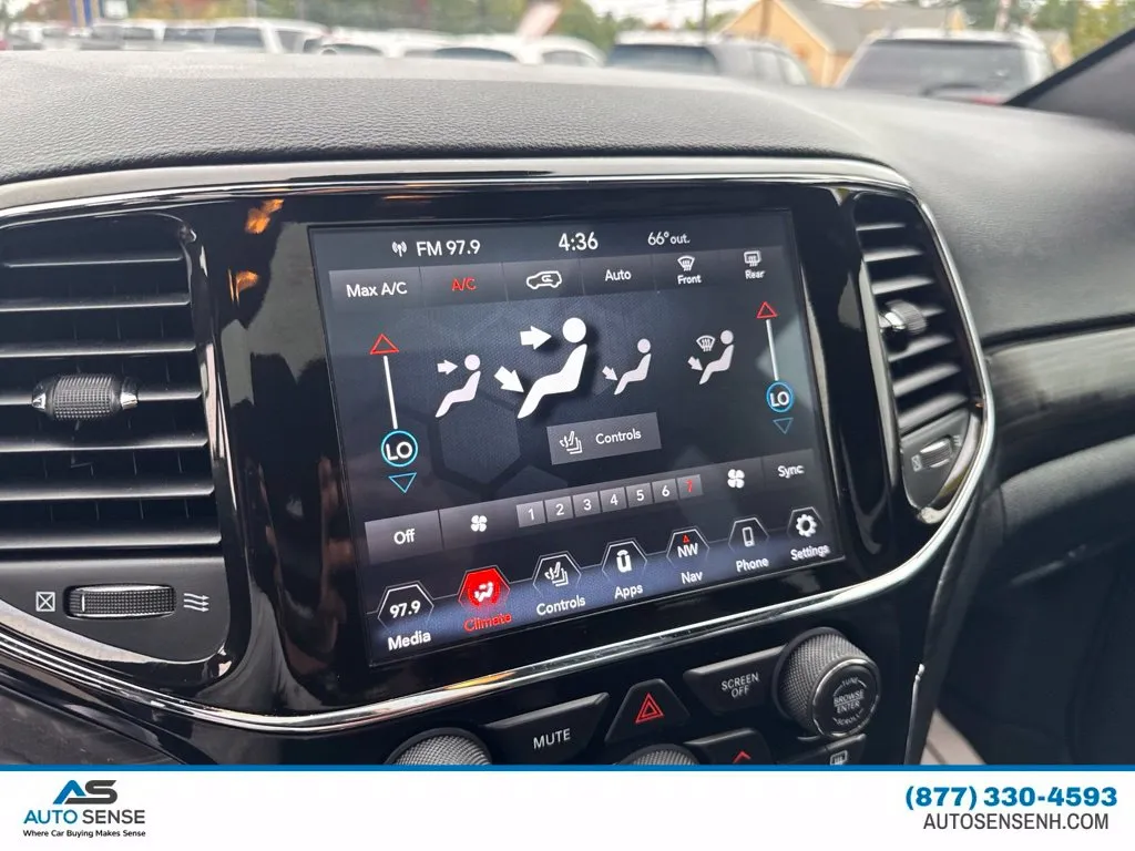 2021 Jeep Grand Cherokee Laredo X - Photo 20