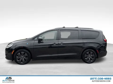 Photos of 2020 Chrysler Pacifica Hybrid Touring L for sale in Chichester, NH at Auto Sense North