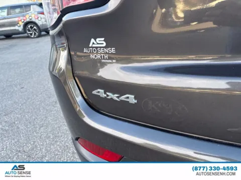 More photos of 2018 Jeep Compass Latitude at Auto Sense North, NH