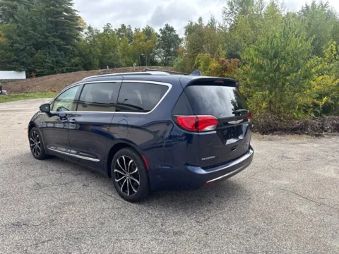 Another view of 2018 Chrysler Pacifica Hybrid Limited for sale in Chichester, NH at Auto Sense North