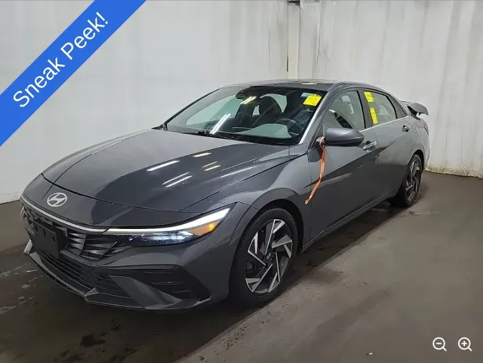 Gray 2024 Hyundai Elantra SEL for sale in Chichester, NH