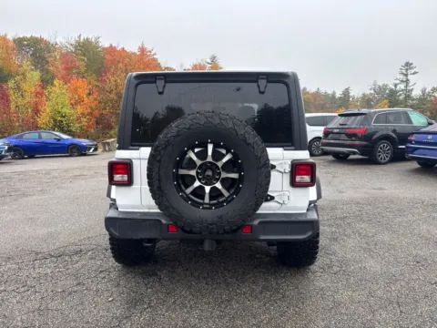More photos of 2020 Jeep Wrangler Unlimited Sahara at Auto Sense North, NH