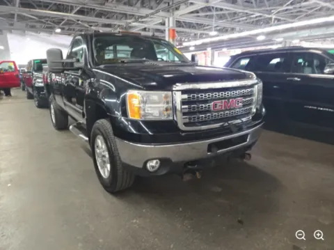 More photos of 2012 GMC Sierra 2500 HD SLE at Auto Sense North, NH