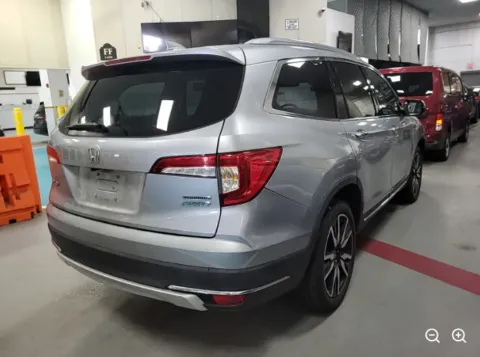 More photos of 2019 Honda Pilot Touring at Auto Sense North, NH