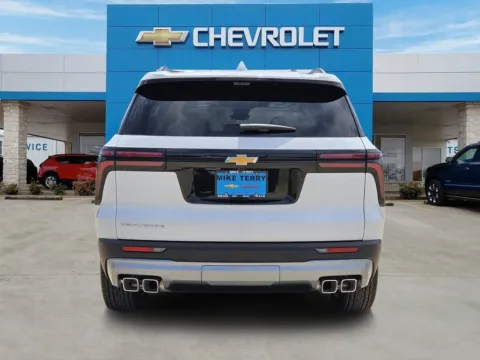 More photos of 2027 Chevrolet Traverse LT at Mike Terry Chevrolet GMC Mexia, TX
