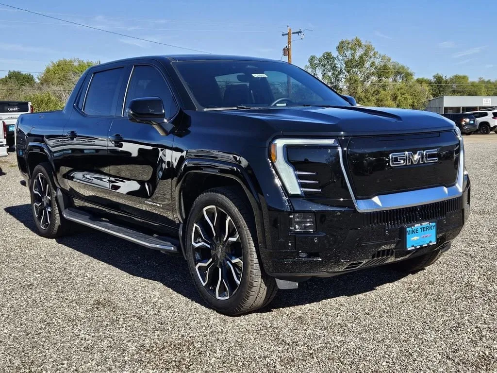 Unknown 2025 GMC Sierra EV Extended Range Denali for sale in Mexia, TX