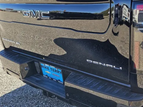 More photos of 2025 GMC Sierra EV Extended Range Denali at Mike Terry Chevrolet GMC Mexia, TX