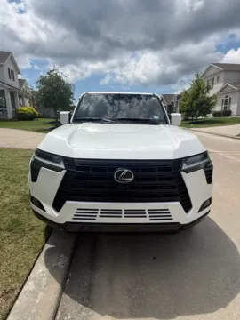 Photos of 2026 Lexus GX 550 Luxury+ for sale in Mexia, TX at Mike Terry Chevrolet GMC Mexia