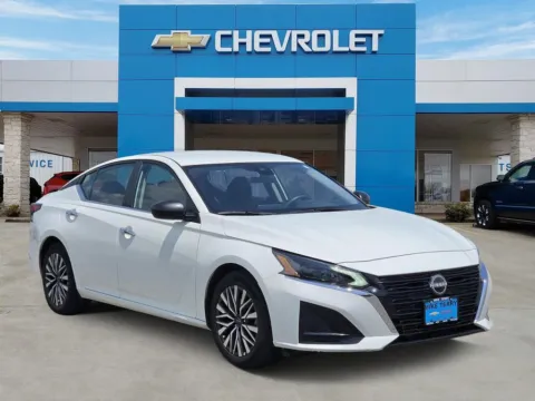 White 2025 Nissan Altima 2.5 SV for sale in Mexia, TX