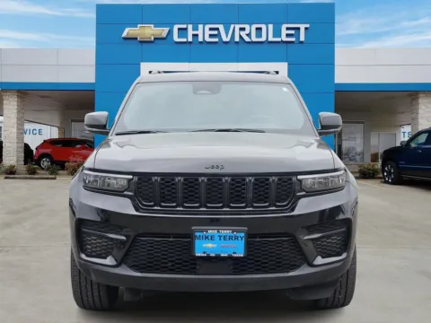 Photos of 2024 Jeep Grand Cherokee Altitude for sale in Mexia, TX at Mike Terry Chevrolet GMC Mexia