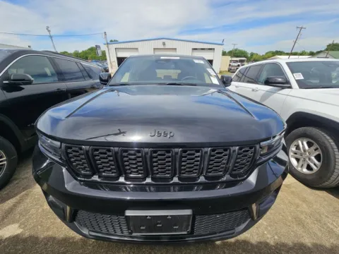 Photos of 2024 Jeep Grand Cherokee Altitude for sale in Mexia, TX at Mike Terry Chevrolet GMC Mexia