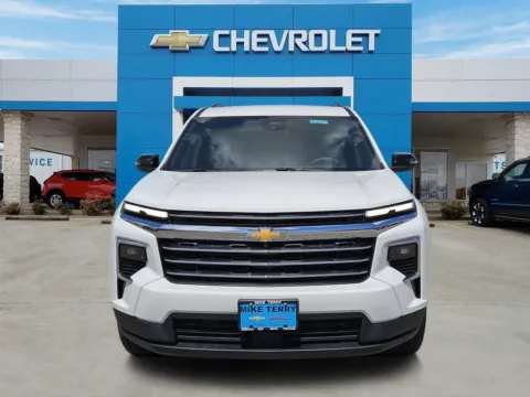 Photos of 2027 Chevrolet Traverse LT for sale in Mexia, TX at Mike Terry Chevrolet GMC Mexia