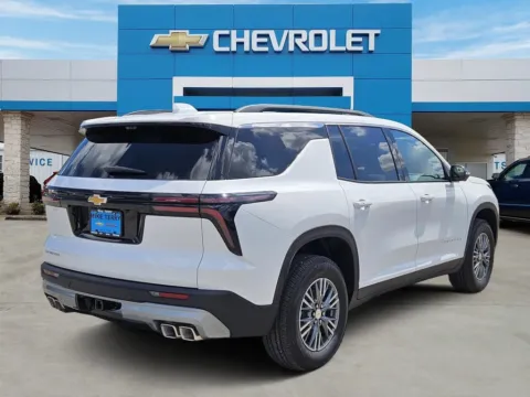 More photos of 2027 Chevrolet Traverse LT at Mike Terry Chevrolet GMC Mexia, TX