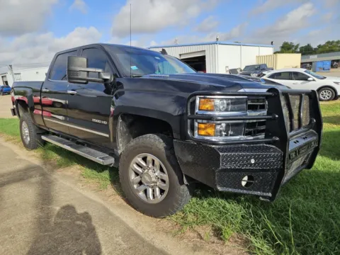 Black 2019 Chevrolet Silverado 2500 HD LTZ for sale in Mexia, TX