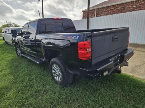 More photos of 2019 Chevrolet Silverado 2500 HD LTZ at Mike Terry Chevrolet GMC Mexia, TX