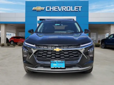 Photos of 2026 Chevrolet Trax LT for sale in Mexia, TX at Mike Terry Chevrolet GMC Mexia