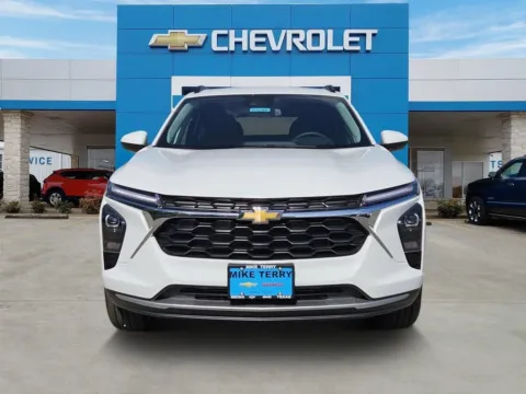 Photos of 2026 Chevrolet Trax LT for sale in Mexia, TX at Mike Terry Chevrolet GMC Mexia