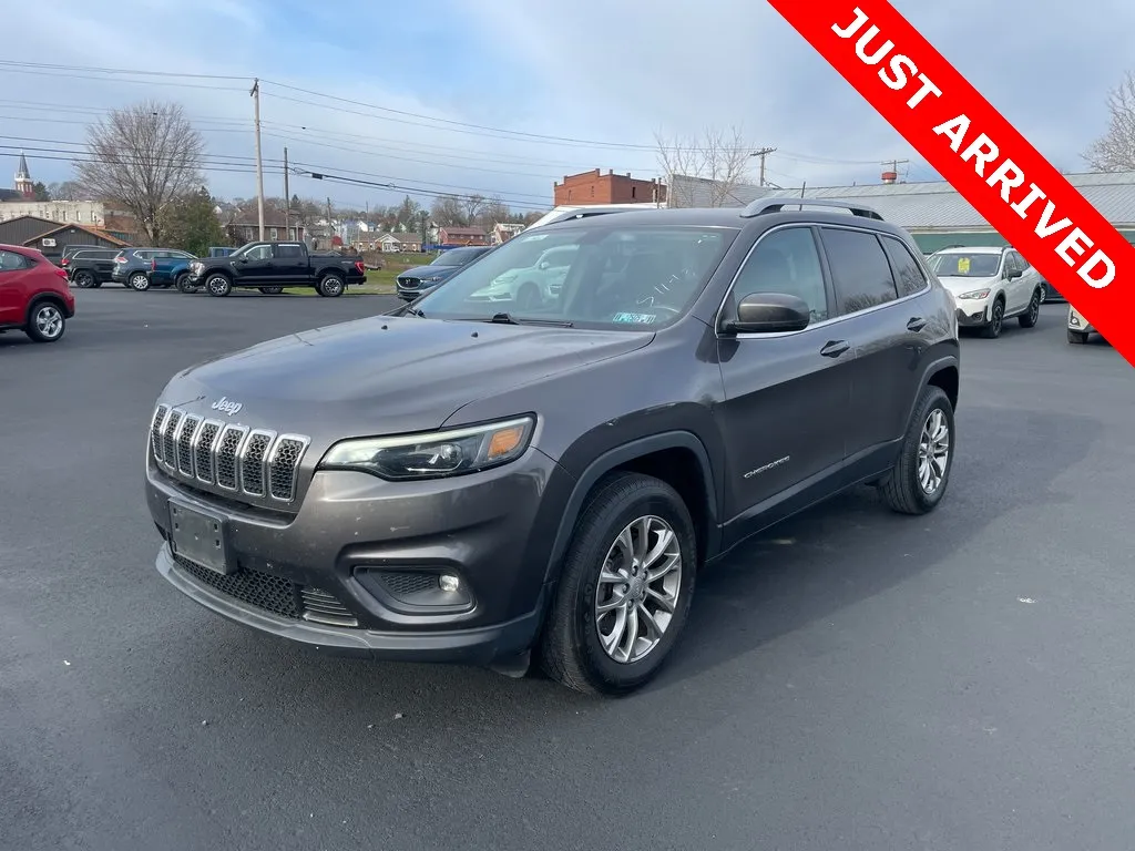 Gray 2019 Jeep Cherokee Latitude Plus for sale in DuBois, PA