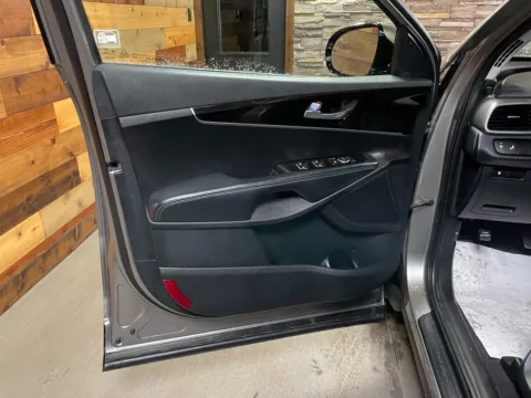 More photos of 2019 Kia Sorento LX at Kurt Johnson Auto Sales & Service, PA