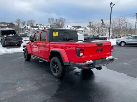 More photos of 2022 Jeep Gladiator Sport at Kurt Johnson Auto Sales & Service, PA