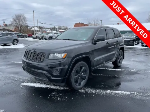 Black 2015 Jeep Grand Cherokee Altitude for sale in DuBois, PA