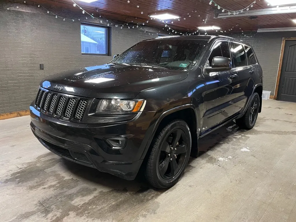 2015 Jeep Grand Cherokee Altitude's photo
