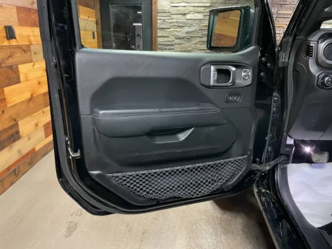 More photos of 2023 Jeep Gladiator Overland at Kurt Johnson Auto Sales & Service, PA