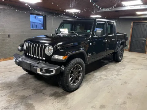Black 2023 Jeep Gladiator Overland for sale in DuBois, PA