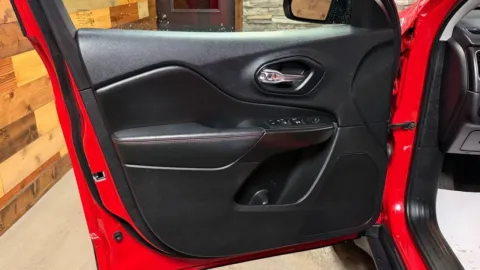 More photos of 2019 Jeep Cherokee Trailhawk at Kurt Johnson Auto Sales & Service, PA