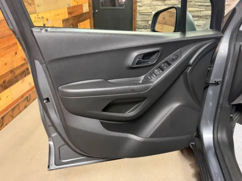 More photos of 2019 Chevrolet Trax LT at Kurt Johnson Auto Sales & Service, PA