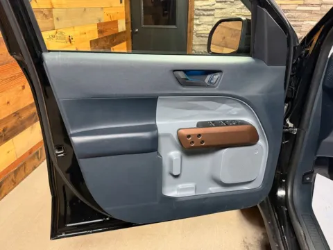 More photos of 2022 Ford Maverick Lariat at Kurt Johnson Auto Sales & Service, PA