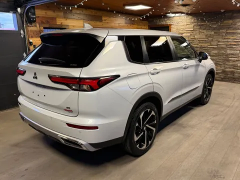 Another view of 2023 Mitsubishi Outlander SE for sale in DuBois, PA at Kurt Johnson Auto Sales & Service