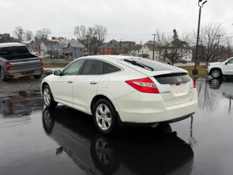 More photos of 2012 Honda Crosstour EX-L at Kurt Johnson Auto Sales & Service, PA