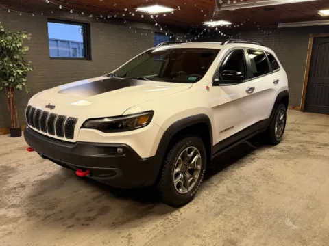 White 2022 Jeep Cherokee Trailhawk for sale in DuBois, PA