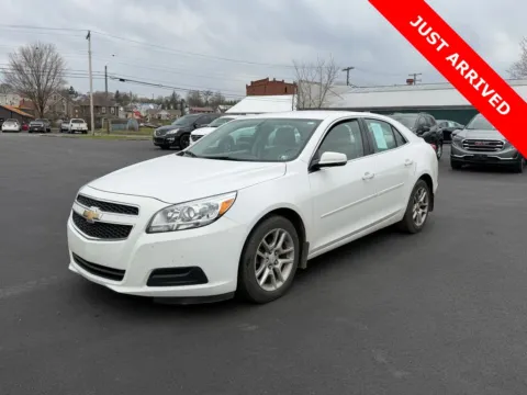 White 2013 Chevrolet Malibu LT for sale in DuBois, PA