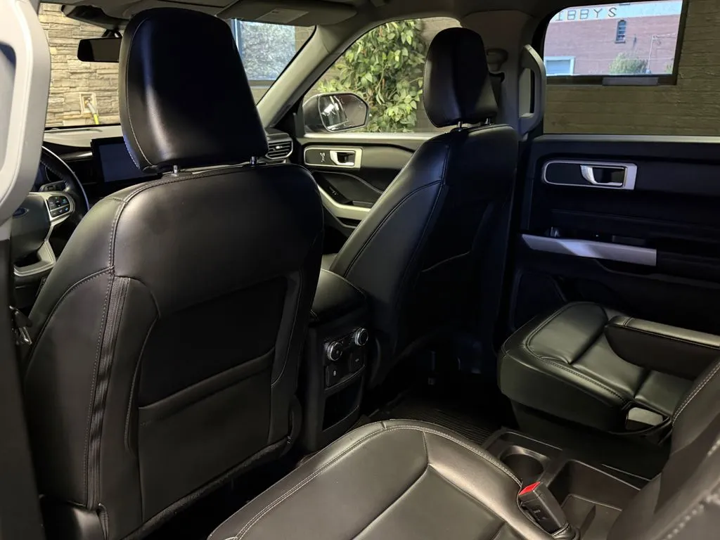2021 Ford Explorer XLT - Photo 10