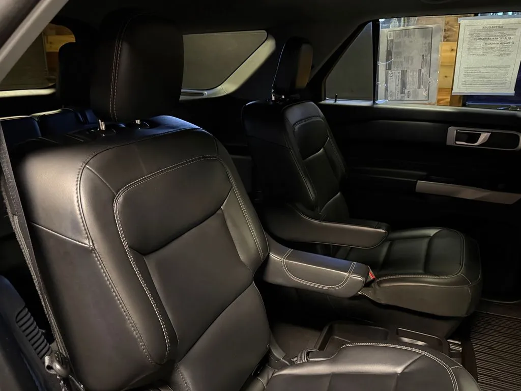 2021 Ford Explorer XLT - Photo 17