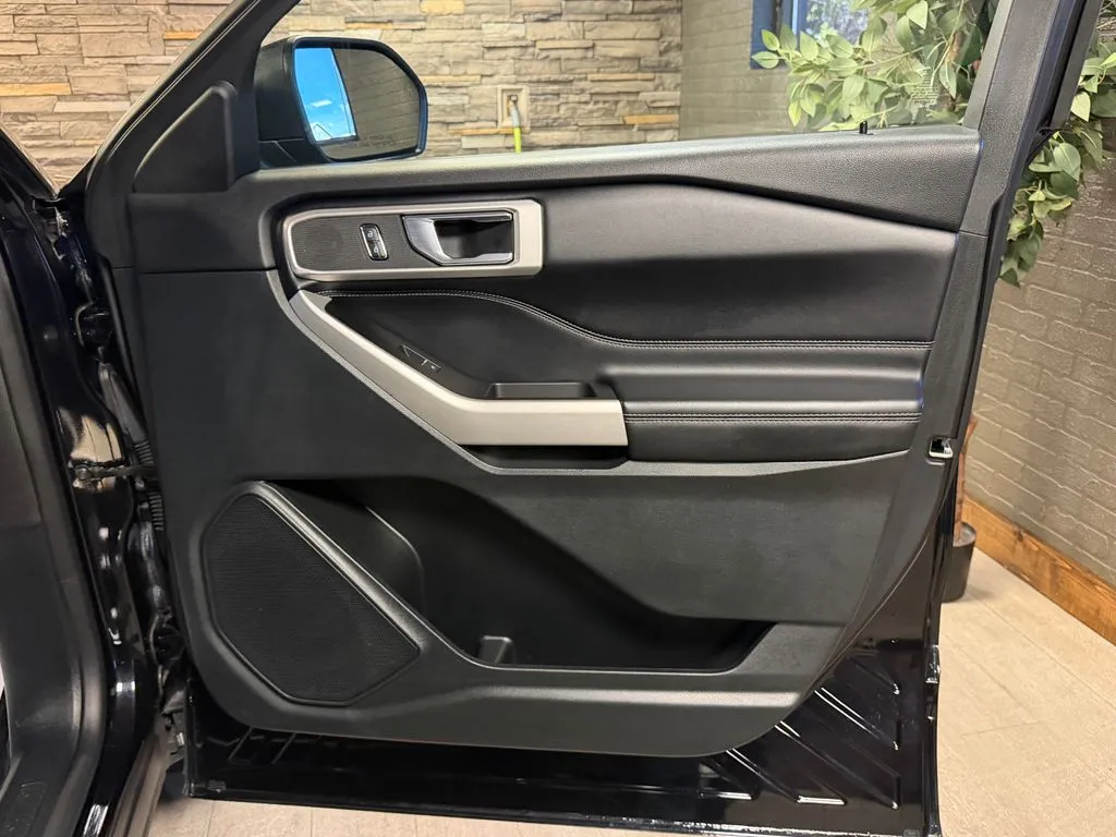 2021 Ford Explorer XLT - Photo 24