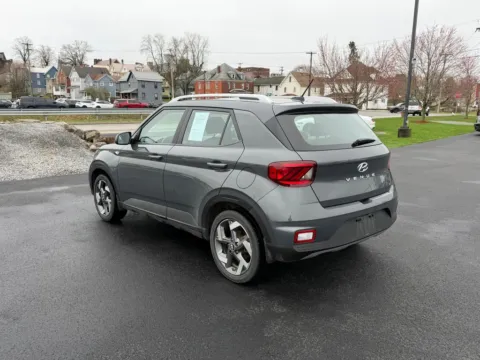 More photos of 2024 Hyundai Venue SEL at Kurt Johnson Auto Sales & Service, PA
