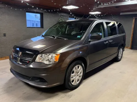 Gray 2019 Dodge Grand Caravan SE for sale in DuBois, PA
